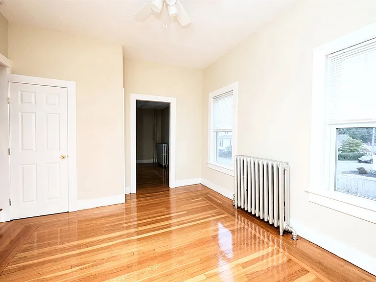 30 Sheppard Ave #30 — Photo 6