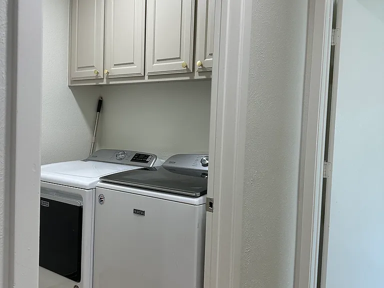 8726 Kimberly Ln — Photo 9