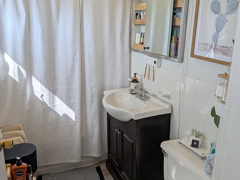 46 Roberts St #1 — Photo 5