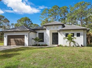 883 2nd St NE, Naples, FL 34120