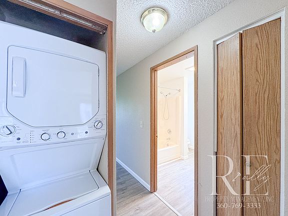 4th image of 111 Lippert Dr W APT 203