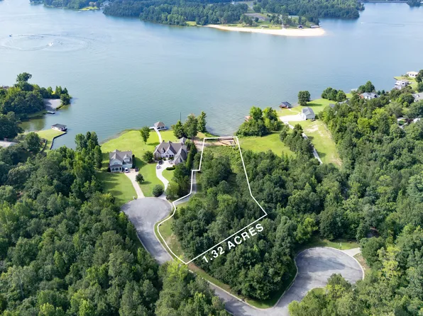 2415 Grand Harbour Ct, Lizella, GA 31052