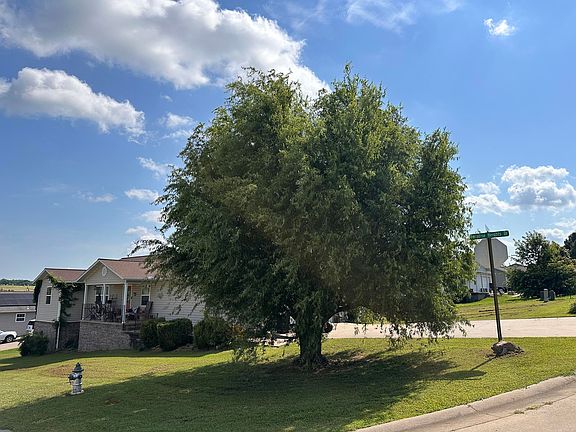 5th image of 604 Paradise Heights Drive
