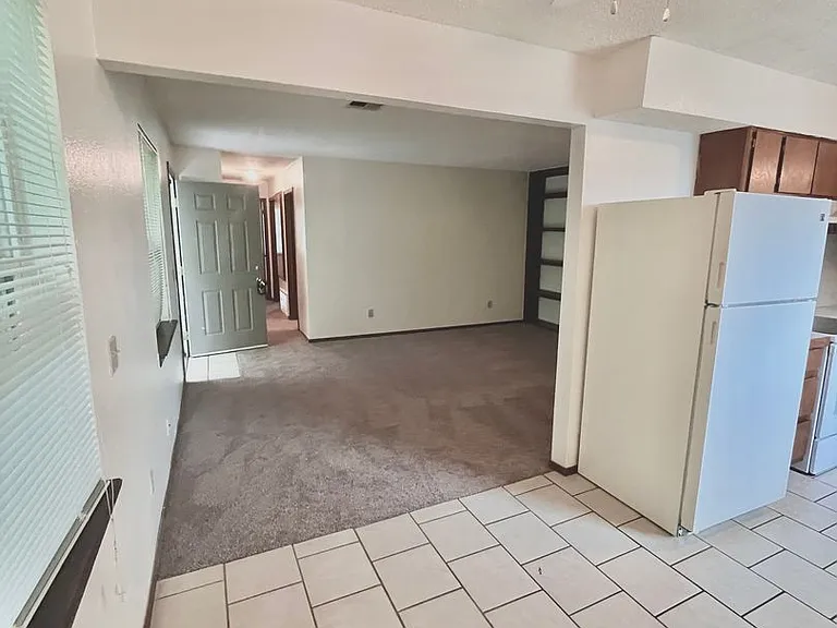 312 Falcon Ct — Photo 24