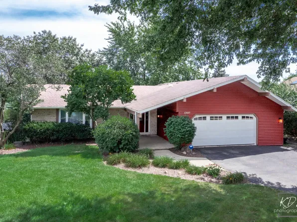13607 S Lake Dr, Plainfield, IL 60544