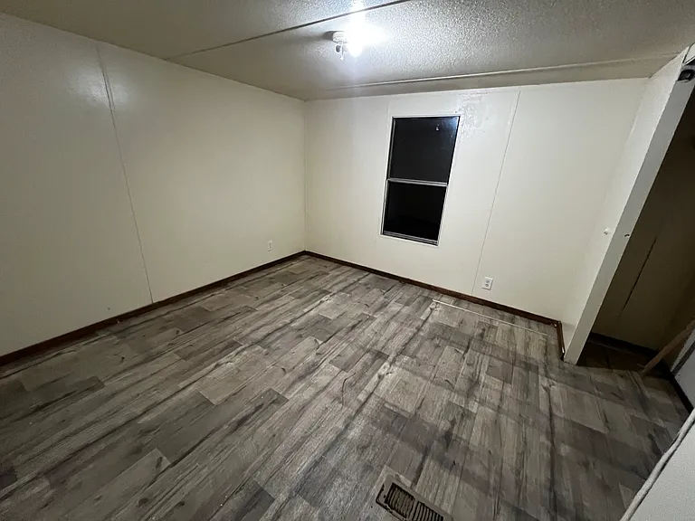 205 S Gate Dr — Photo 8