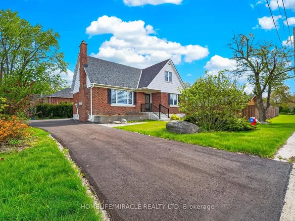 21 Gregory St, Brampton, ON L6Y 1G2