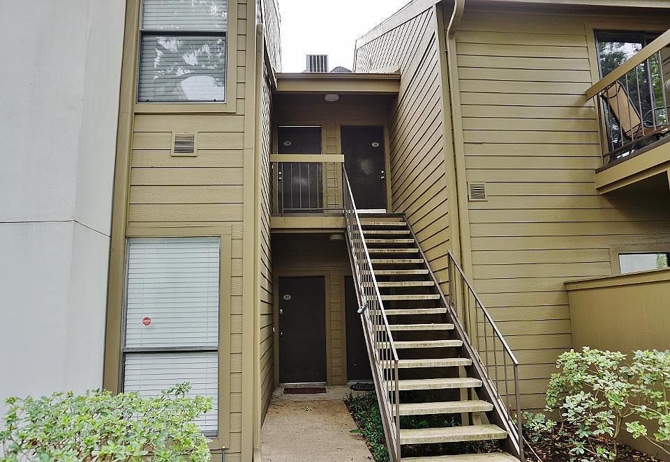1st image of 10047 Westpark Dr APT 55