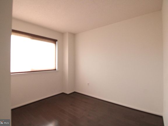 5th image of 1225 Martha Custis Dr APT 803
