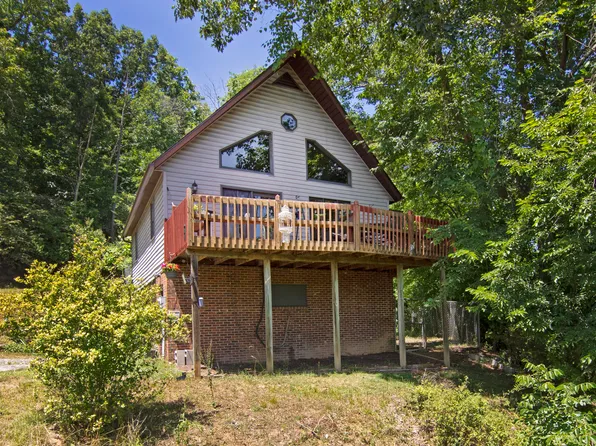 128 Academy St, Ronceverte, WV 24970