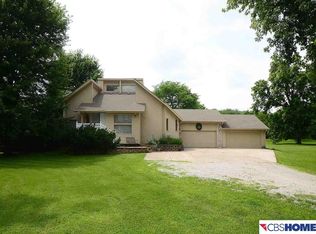 16106 S 56th St, Papillion, NE 68133