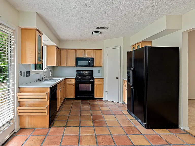 8022 Scotland Yard — Photo 10