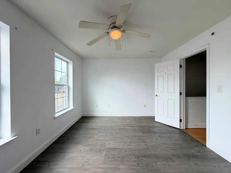 1131 W Nevada St #2