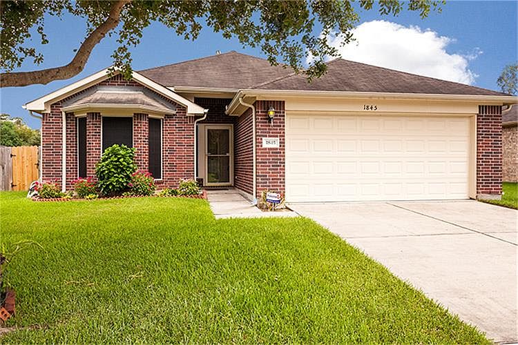 1st image of 1845 Sherwood Forest Cir