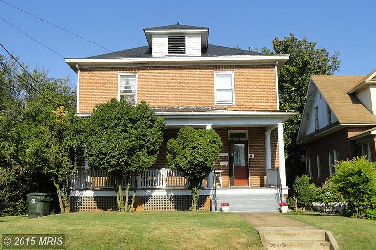 1st image of 306 S East St