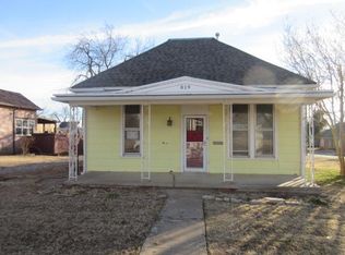 819 S Macomb Ave, El Reno, OK 73036