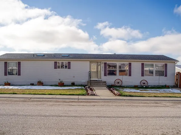 3611 Hamilton St, Gillette, WY 82718