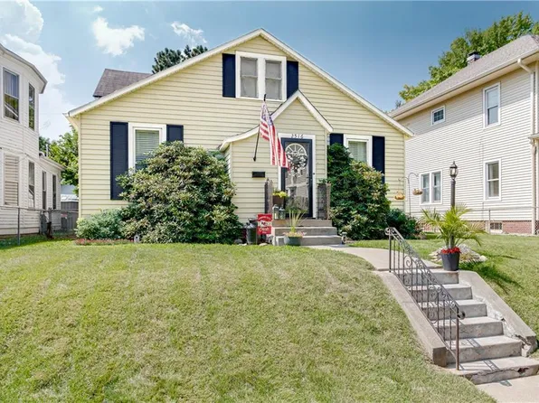 2516 Faraon St, Saint Joseph, MO 64501