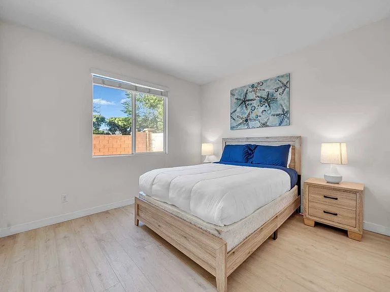 630 W Woodcrest St — Photo 16