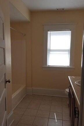 5th image of 834 Marshall Ave SW