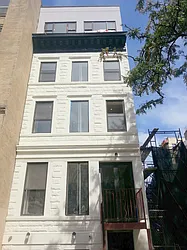 Rented by Uptown Flats LLC