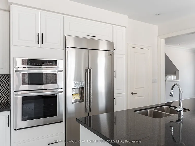 406 Humphrey St — Photo 10