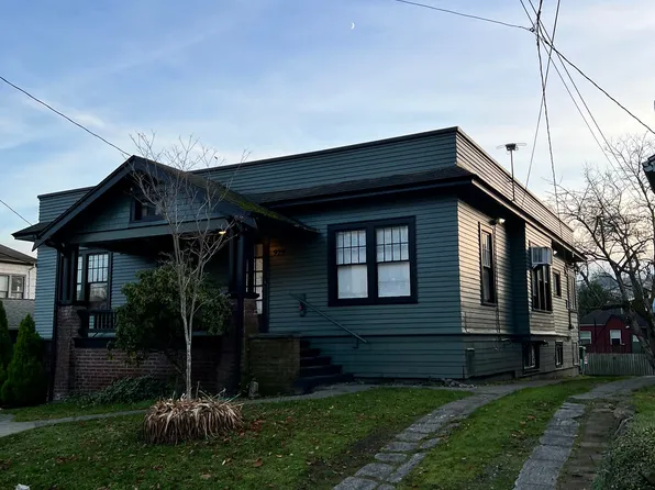 931 N 36th St, Seattle, WA 98103