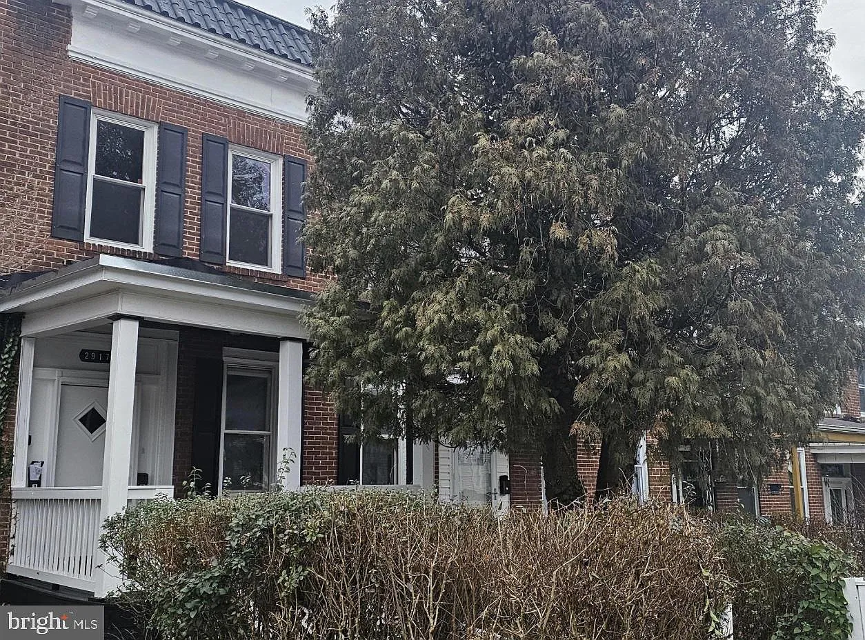 2 bed, 925 sqft, $1,250 — Photo 1