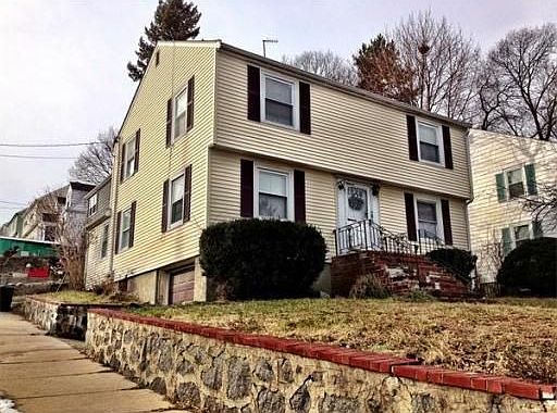 2nd image of 913 Washington St