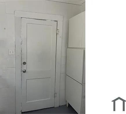 823 Avenue R NE #2 — Photo 11