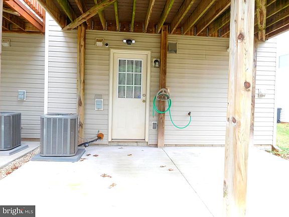 4th image of 7704 Timbercross Ln