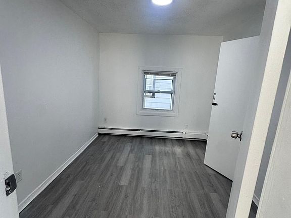 5th image of 265 6th St #3