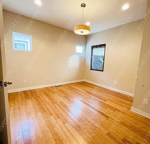 5210B Michigan Ave — Photo 10