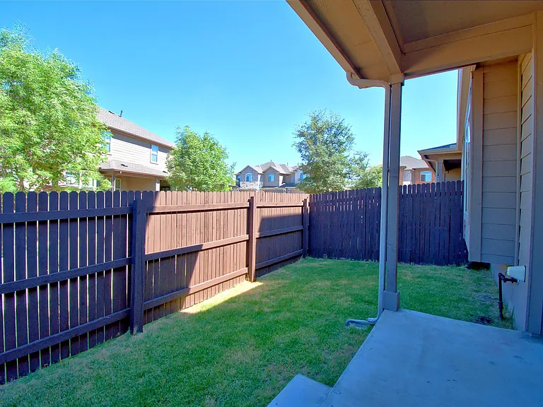 2880 Donnell Dr #1701 — Photo 24