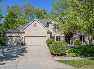 1922 Laurent Ct, Fort Wayne, IN 46814