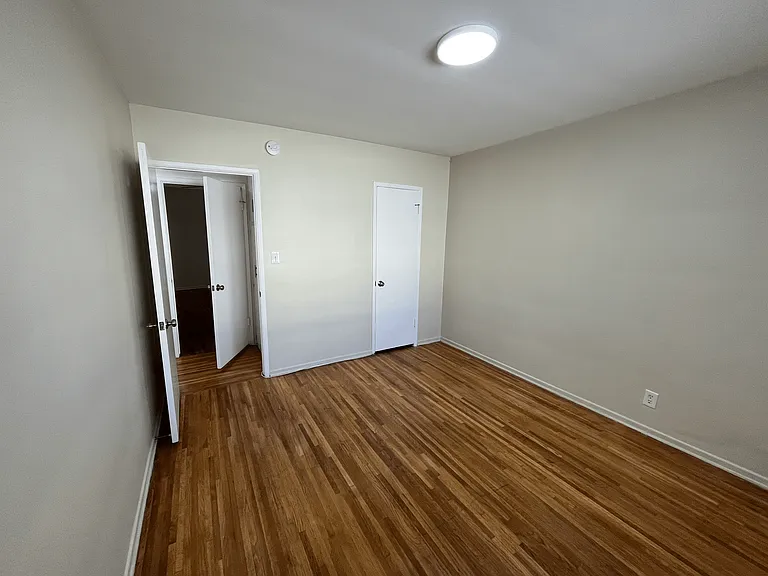 652 Veteran Ave — Photo 120