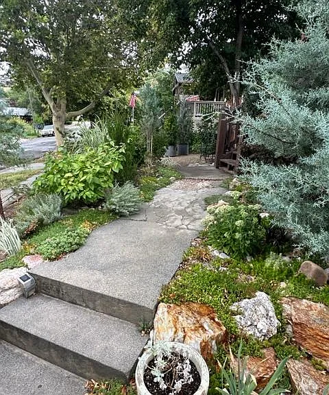 658 N Desoto St #A — Photo 27
