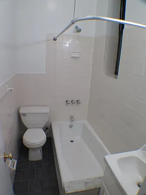 Rented by Glasser Realty LLC | media 17
