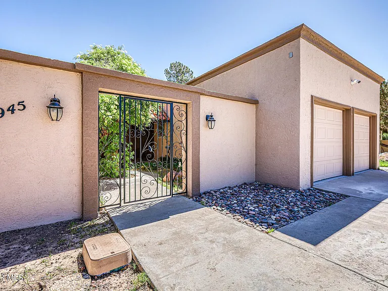4945 Vista Grande Cir — Photo 3