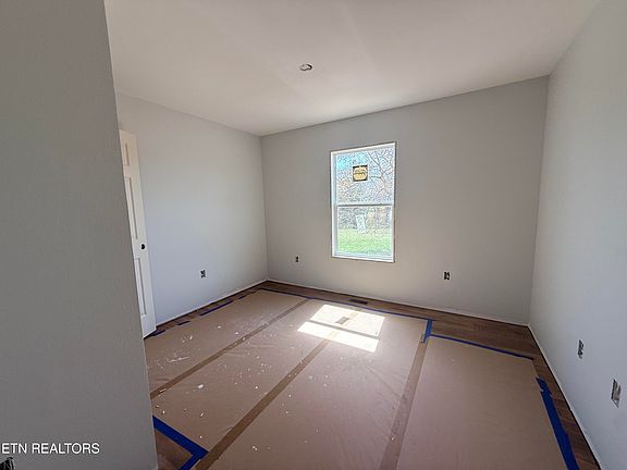 3rd image of 366 Old Wes Baldwin Rd