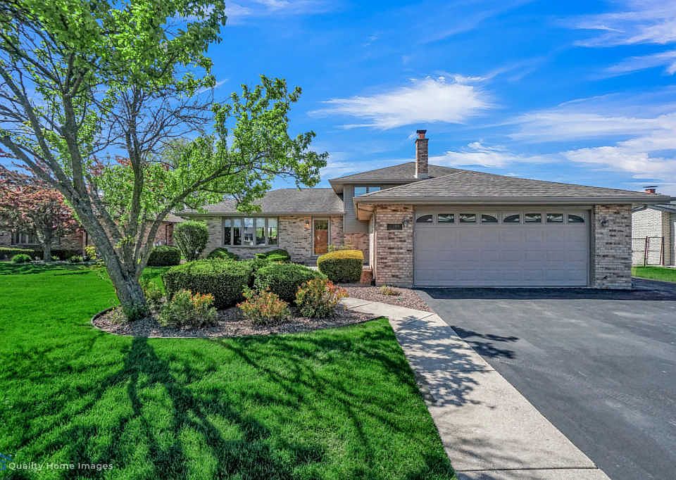 1st image of 11619 Pineview Dr