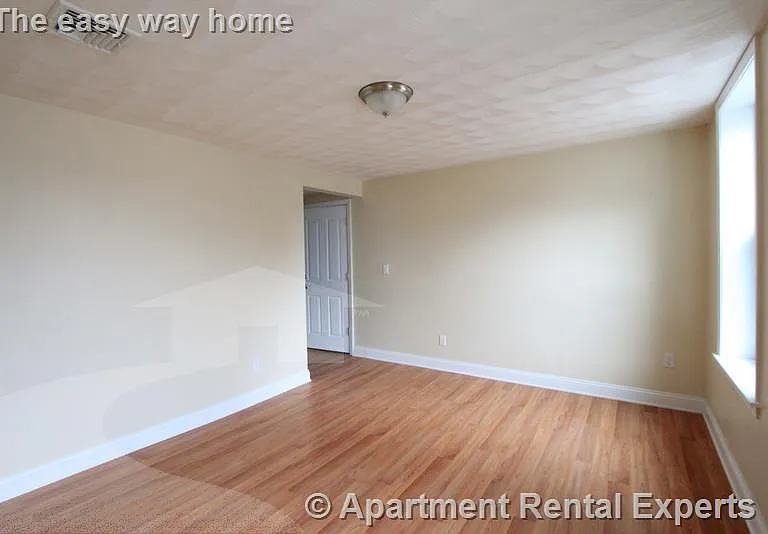 4 Douglass St #2 — Photo 10