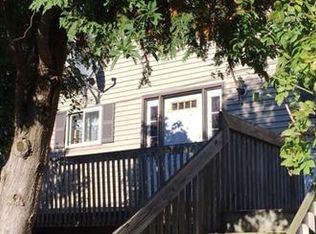 31 Pierpont St APT 3, Peabody, MA 01960