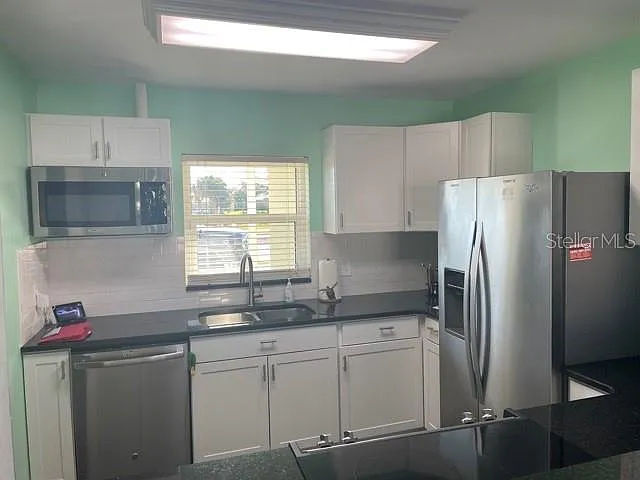 21088 Edgewater Dr — Photo 15