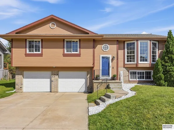 15528 Margo St, Omaha, NE 68138