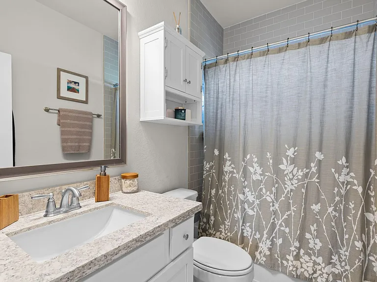4004 Centre Meadow Way — Photo 29
