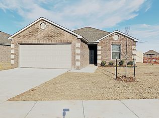 10701 SW 23rd Ter, Yukon, OK 73099