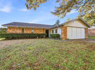 823 Marigold Dr, Cedar Hill, TX 75104