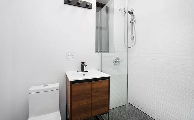 Rented by Nolita Group | media 17