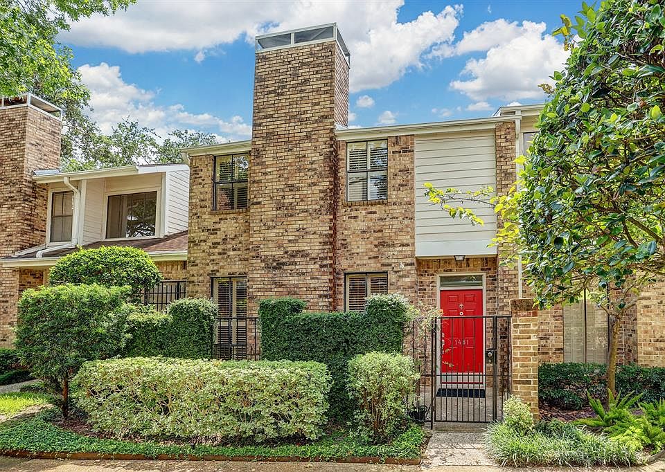 1st image of 1481 Bering Dr #138